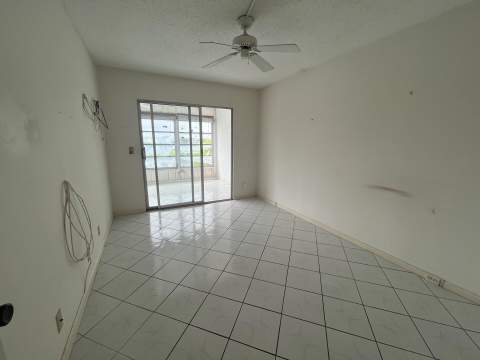 4006 Farnham #4006, Deerfield Beach FL - photo 15 of 32