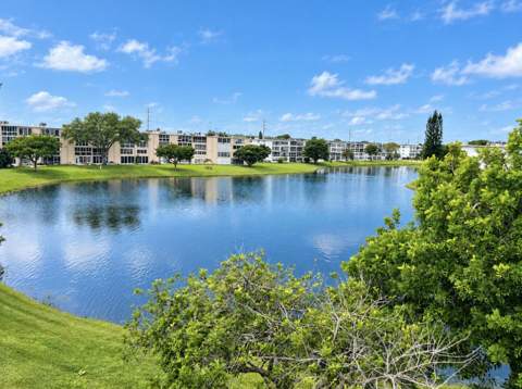 4006 Farnham #4006, Deerfield Beach FL - photo 18 of 32