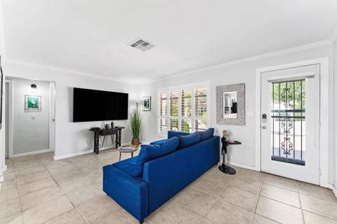 320 S Ocean Breeze, Lake Worth Beach FL - photo 6 of 46