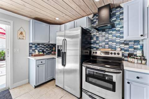 320 S Ocean Breeze, Lake Worth Beach FL - photo 11 of 46