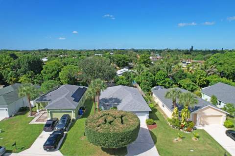 1024 Park Hill Drive, Haverhill FL - photo 20 of 24