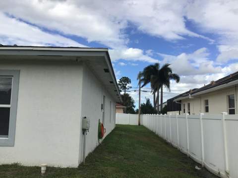 1233 SW Medina Avenue, Port St. Lucie FL - photo 7 of 39