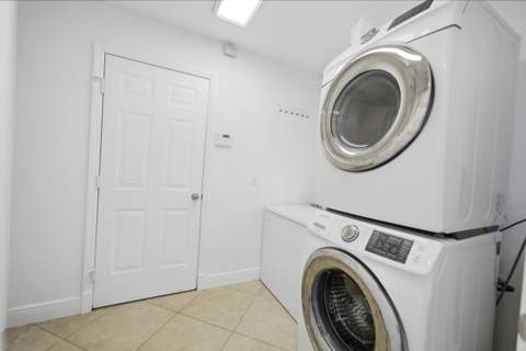 525 SW Halden Avenue, Port St. Lucie FL - photo 17 of 55