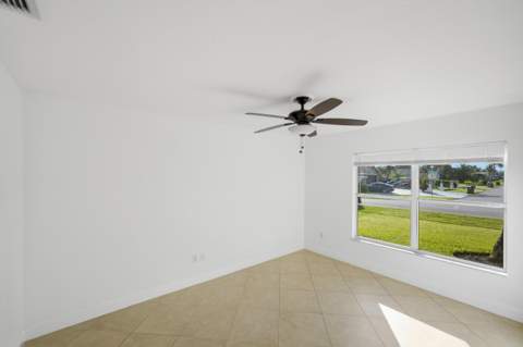 525 SW Halden Avenue, Port St. Lucie FL - photo 22 of 55