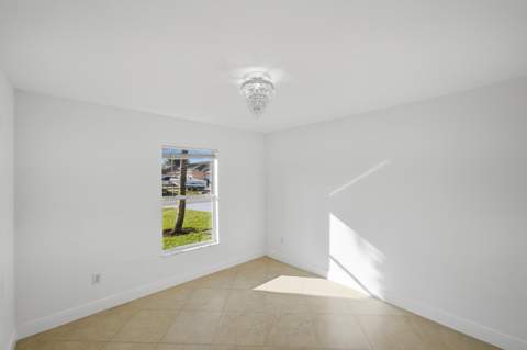 525 SW Halden Avenue, Port St. Lucie FL - photo 23 of 55