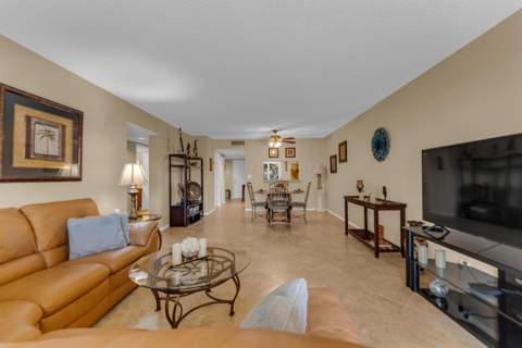 7340 Amberly Lane #210, Delray Beach FL - photo 10 of 67