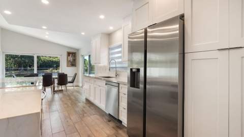 21464 Bridgeview Drive, Boca Raton FL - photo 10 of 52