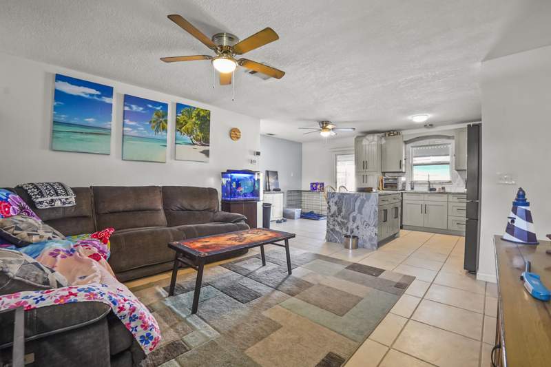 4 bedroom Single Family Residence at 219 SW Holden Terrace, Port Saint Lucie, Port St. Lucie — photo 5