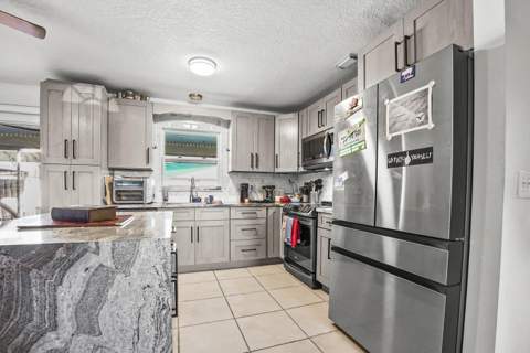 219 SW Holden Terrace, Port St. Lucie FL - photo 7 of 45