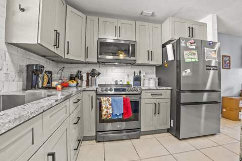 219 SW Holden Terrace, Port St. Lucie FL - photo 8 of 45