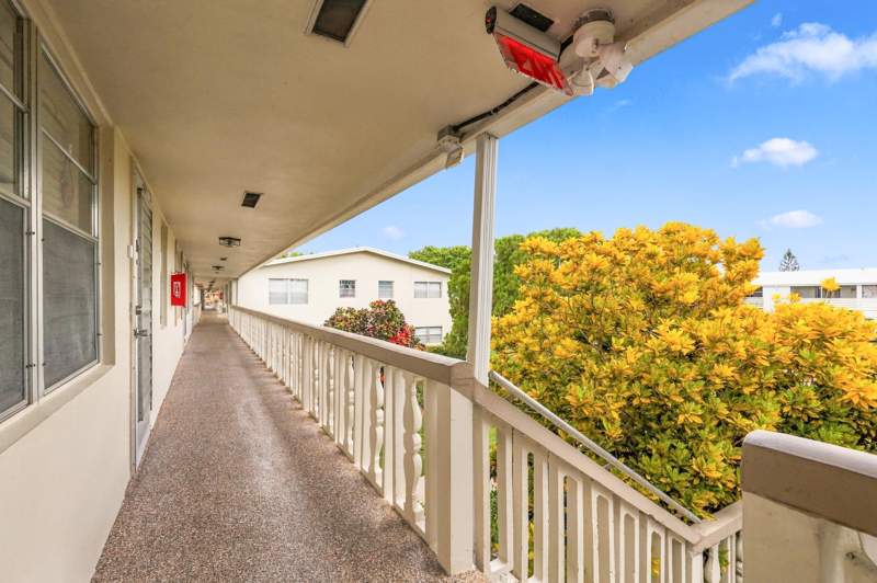 2 bedroom Condominium at 86 Sheffield D, Sheffield Condos A To Q, West Palm Beach — photo 5