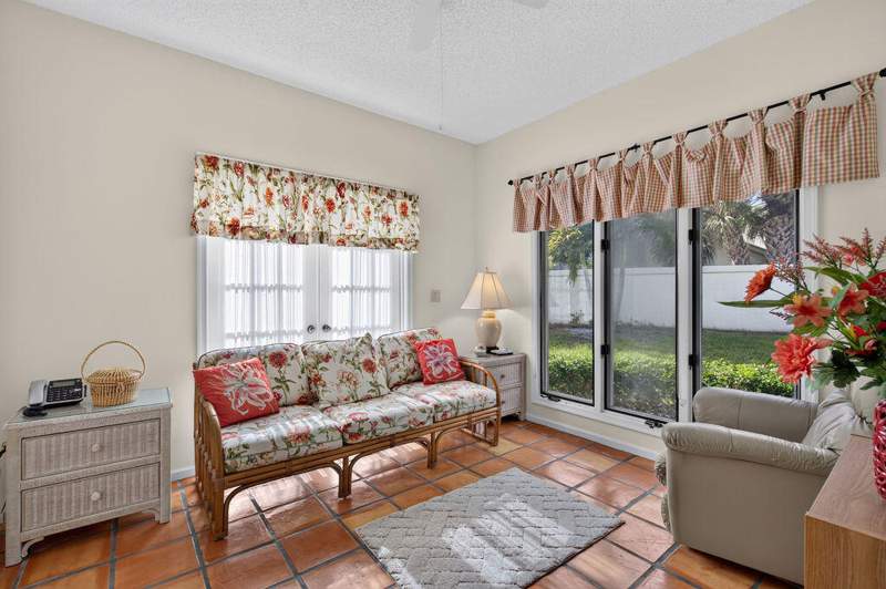 2 bedroom Single Family Residence at 5361 SE Merion Way, Ironwood, Stuart — photo 4