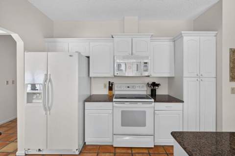 5361 SE Merion Way, Stuart FL - photo 8 of 44