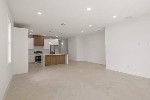 4606 Hibiscus Avenue, West Palm Beach FL - photo 8 of 29