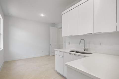 4606 Hibiscus Avenue, West Palm Beach FL - photo 24 of 29