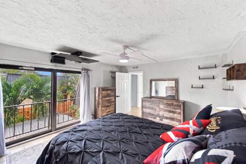 2483 Waterside Drive, Lake Worth FL - photo 21 of 30