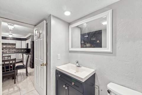 2483 Waterside Drive, Lake Worth FL - photo 15 of 30