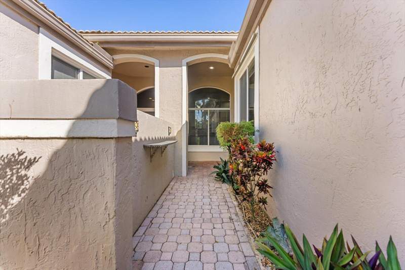 3 bedroom Villa at 5375 Monterey Circle #D, Monterey Lake, Delray Beach — photo 4