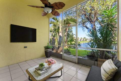 5375 Monterey Circle #D, Delray Beach FL - photo 14 of 32