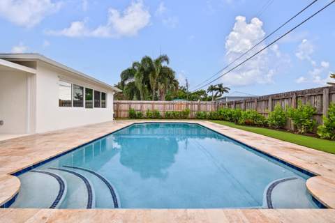 341 NE 45th Street, Oakland Park FL - photo 17 of 36