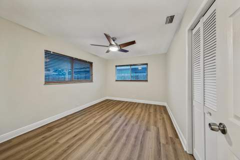 341 NE 45th Street, Oakland Park FL - photo 20 of 36