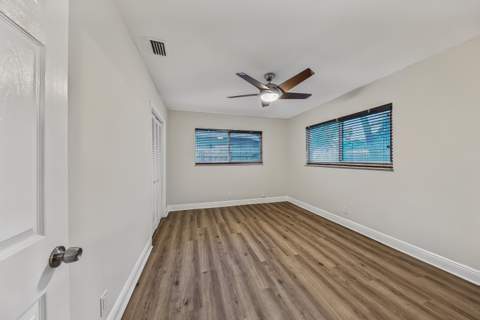 341 NE 45th Street, Oakland Park FL - photo 22 of 36