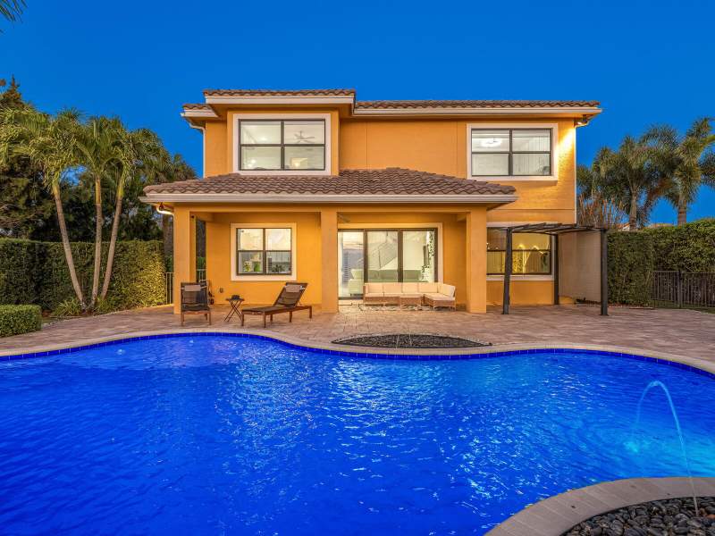 4 bedroom Single Family Residence at 8256 Bradford Way, Parkland Golf And Country Club, Parkland — photo 2