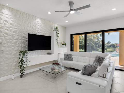 8256 Bradford Way, Parkland FL - photo 22 of 97