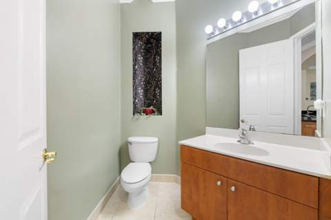 6435 Bella Circle #201, Boynton Beach FL - photo 7 of 27
