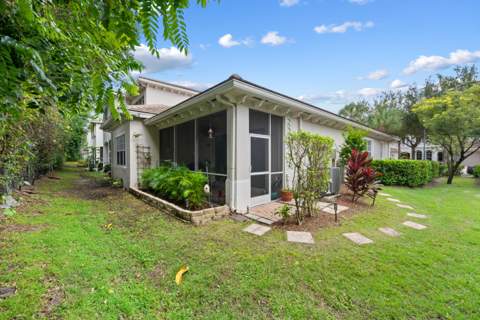 6435 Bella Circle #201, Boynton Beach FL - photo 23 of 27