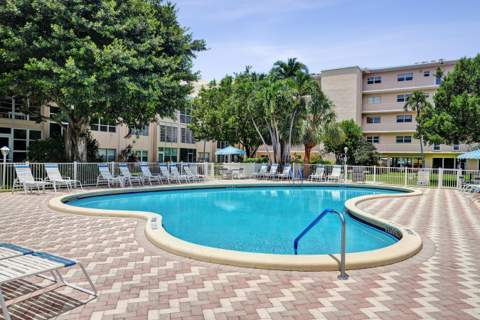 1481 S Ocean Boulevard #339D, Lauderdale-By-The-Sea FL - photo 24 of 38
