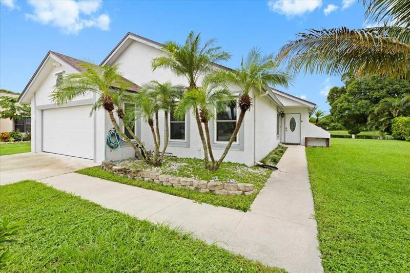 3 bedroom Single Family Residence at 4485 Brook Drive, Lakeside Green 2, West Palm Beach — photo 4