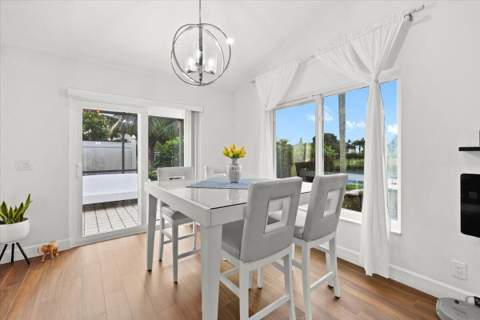 4485 Brook Drive, West Palm Beach FL - photo 16 of 41