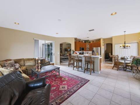 6308 Shadow Tree Lane, Lake Worth FL - photo 13 of 48
