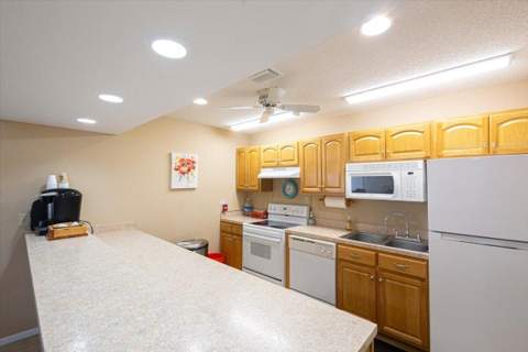 2610 SE Tropical E Circle, Port St. Lucie FL - photo 10 of 44