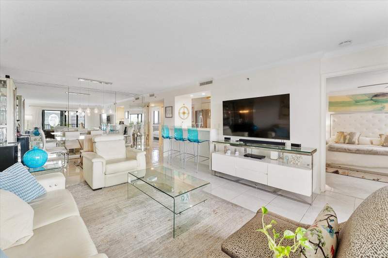 2 bedroom Condominium at 2240 N Cypress Bend Drive #704, Cypress Bend Condominium Vii, Pompano Beach — photo 3