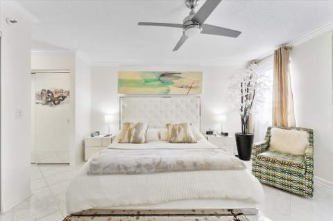 2240 N Cypress Bend Drive #704, Pompano Beach FL - photo 13 of 37