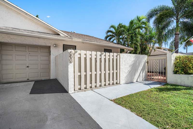 2 bedroom Villa at 503 SW 29th Avenue, Homewood Lakes Sec B-2, Delray Beach — photo 2