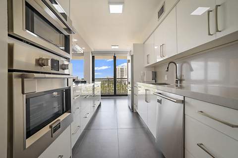 3400 N Ocean Drive #1005, Singer Island FL - photo 17 of 52