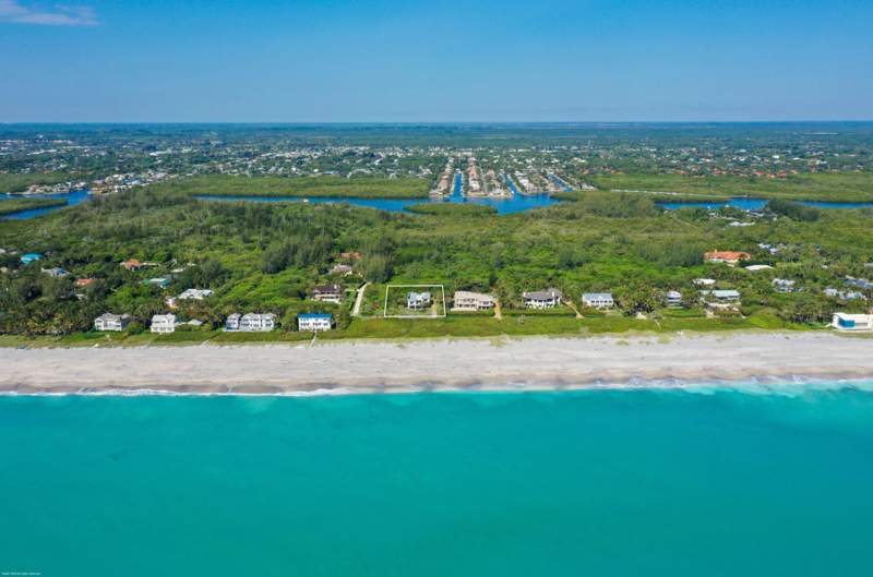 3 bedroom Single Family Residence at 116 N Beach Road, Jupiter Island, Jupiter Island — photo 3