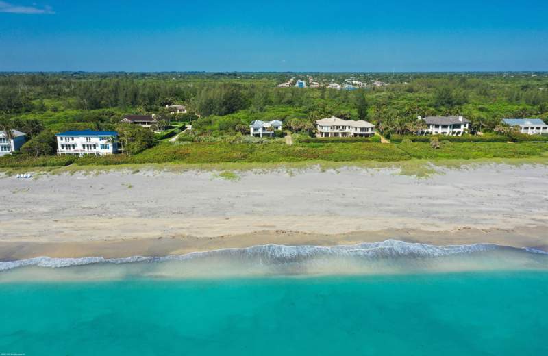 3 bedroom Single Family Residence at 116 N Beach Road, Jupiter Island, Jupiter Island — photo 5