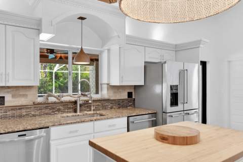 8850 Hidden Pines Road, Fort Pierce FL - photo 19 of 60