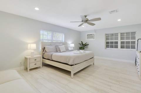 425 Marlin Road, North Palm Beach FL - photo 7 of 51