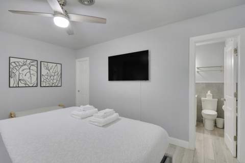 425 Marlin Road, North Palm Beach FL - photo 12 of 51