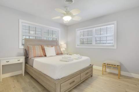 425 Marlin Road, North Palm Beach FL - photo 15 of 51