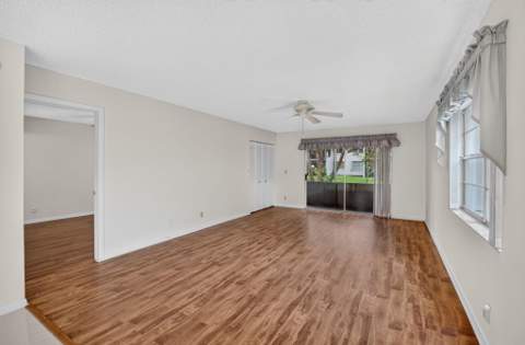 2935 SW 22nd Avenue #108, Delray Beach FL - photo 7 of 35