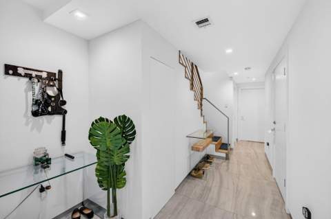 714 NE 14th Avenue #103, Fort Lauderdale FL - photo 14 of 116