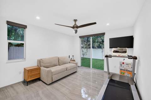 714 NE 14th Avenue #103, Fort Lauderdale FL - photo 16 of 116