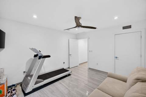 714 NE 14th Avenue #103, Fort Lauderdale FL - photo 17 of 116