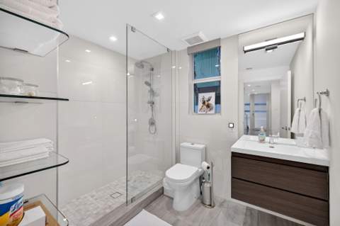 714 NE 14th Avenue #103, Fort Lauderdale FL - photo 18 of 116